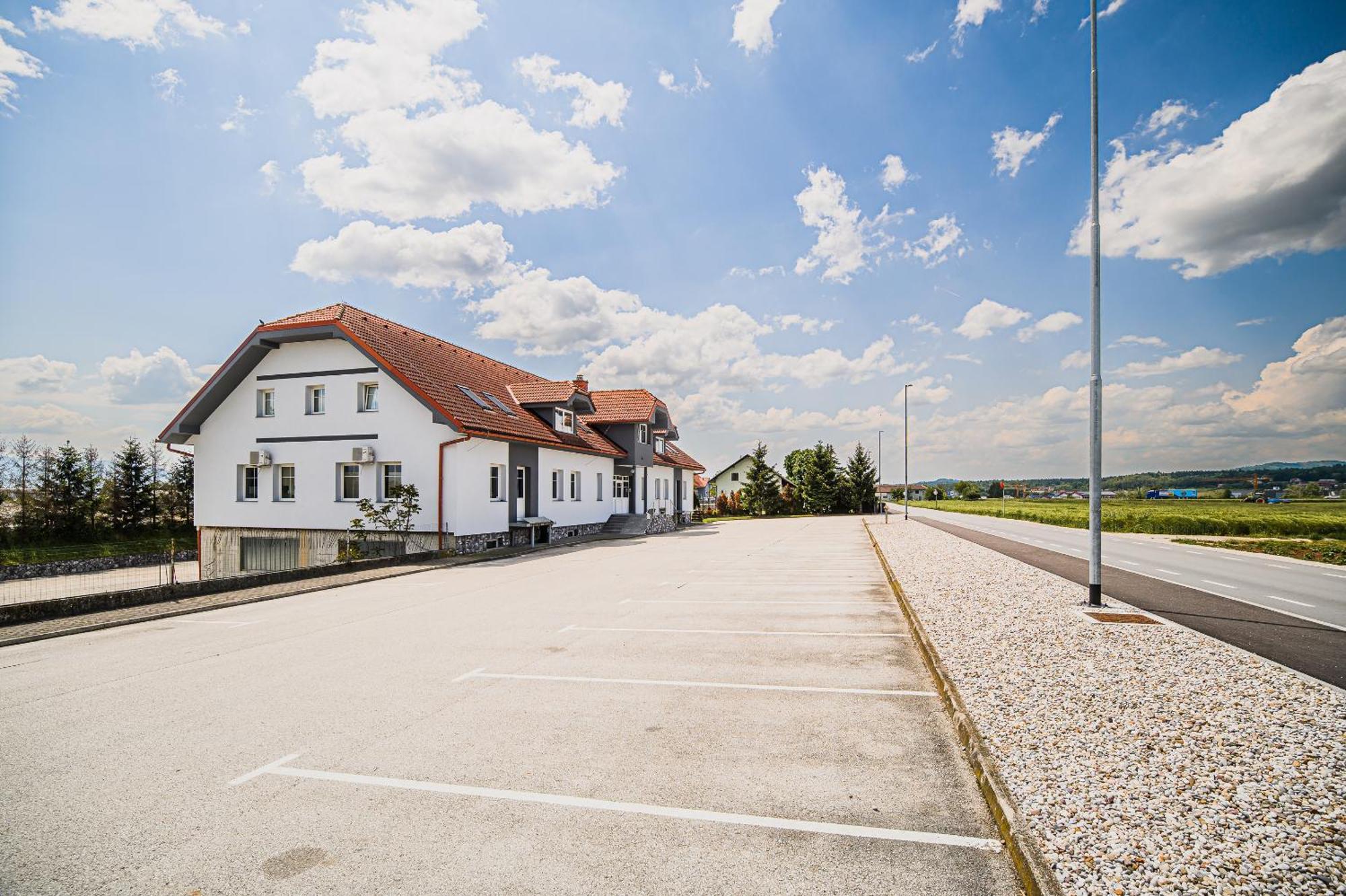 Apartment Rimljancek Leskovec pri Krskem Exterior photo